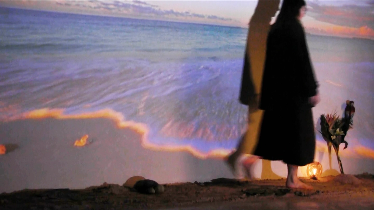 Person med solnedgång som fond