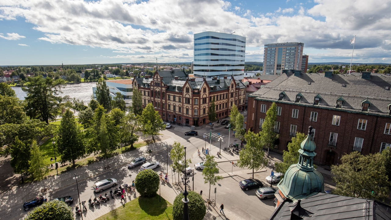 The city centre in Umeå from above with Väven in the centre.